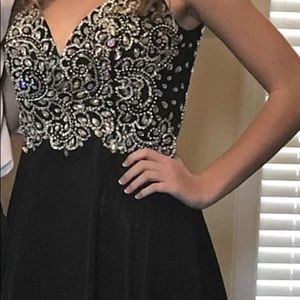 Black formal dress size large brand Dancing Queen
